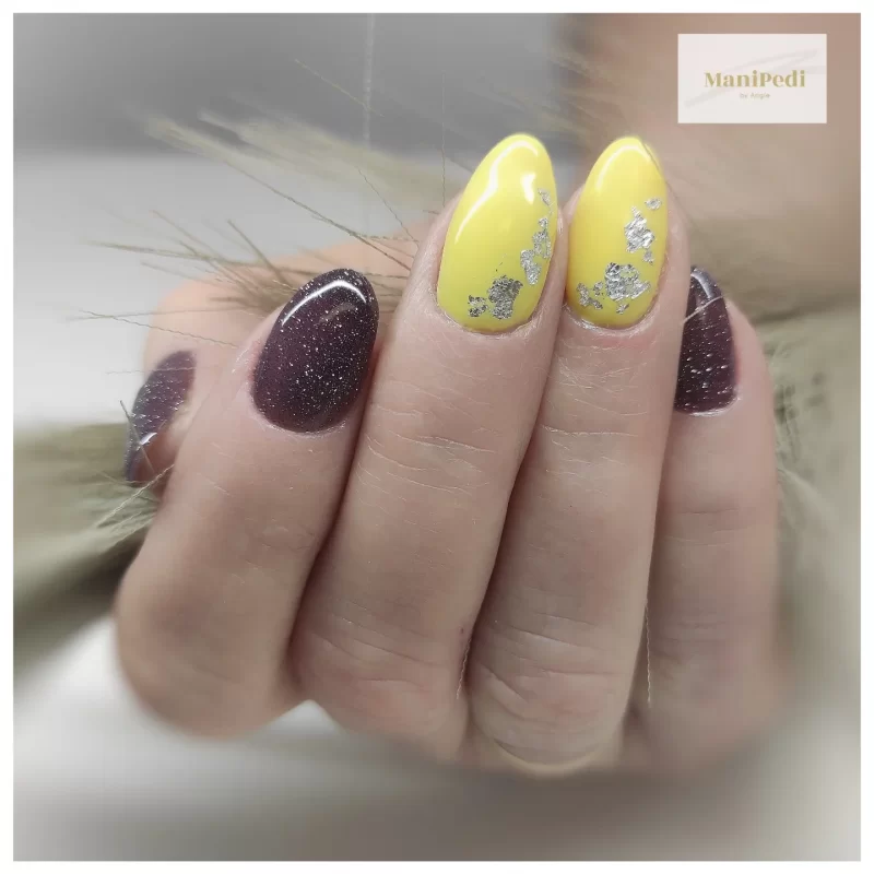 Srebrne zdobienie manicure hybrydowy Manicure hybrydowy