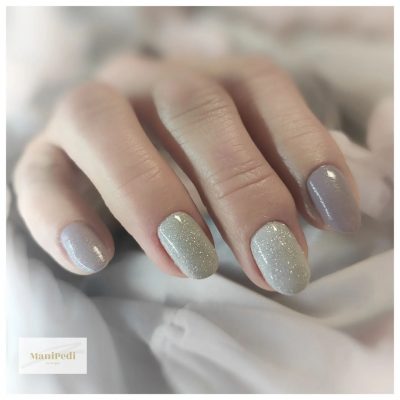 Manicure szarości Grey nails